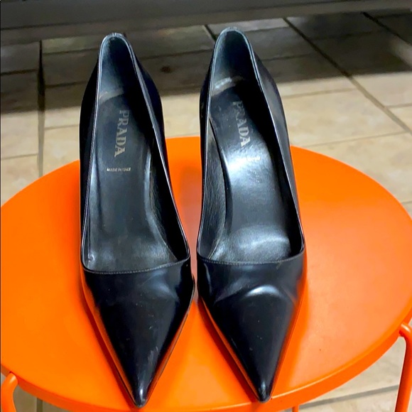 Prada Black Pumps - Picture 1 of 4